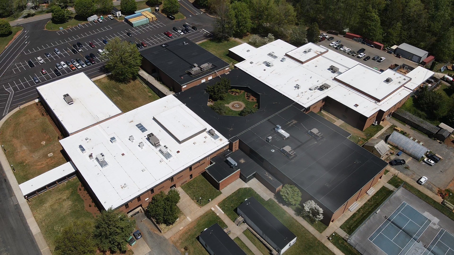 Flat roof put on Appomattox High School government/commercial aerial-side-view